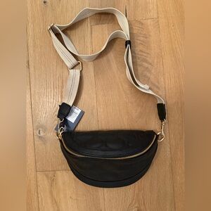 NWT Universal Thread Quilted Black Crossbody Bag